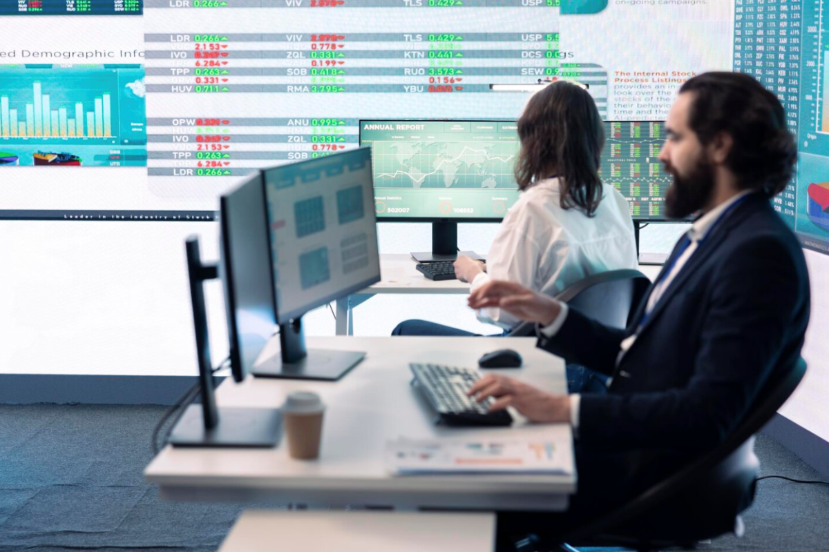 Trades Management Software UK: How to Choose a System That Fits Your Business