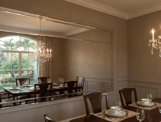 How Dining Room Mirrors Can Shape a More Inviting Interior
